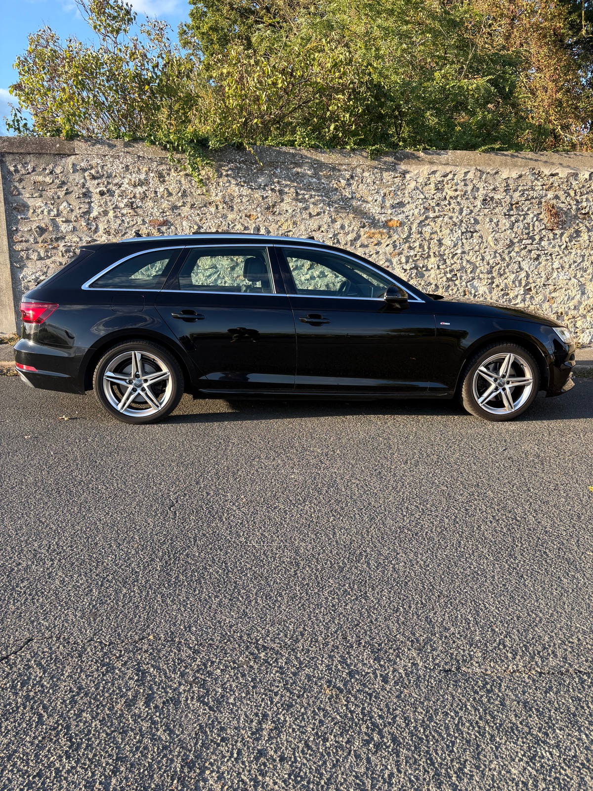 Audi A4 1.4 tfsi 150ch S Line