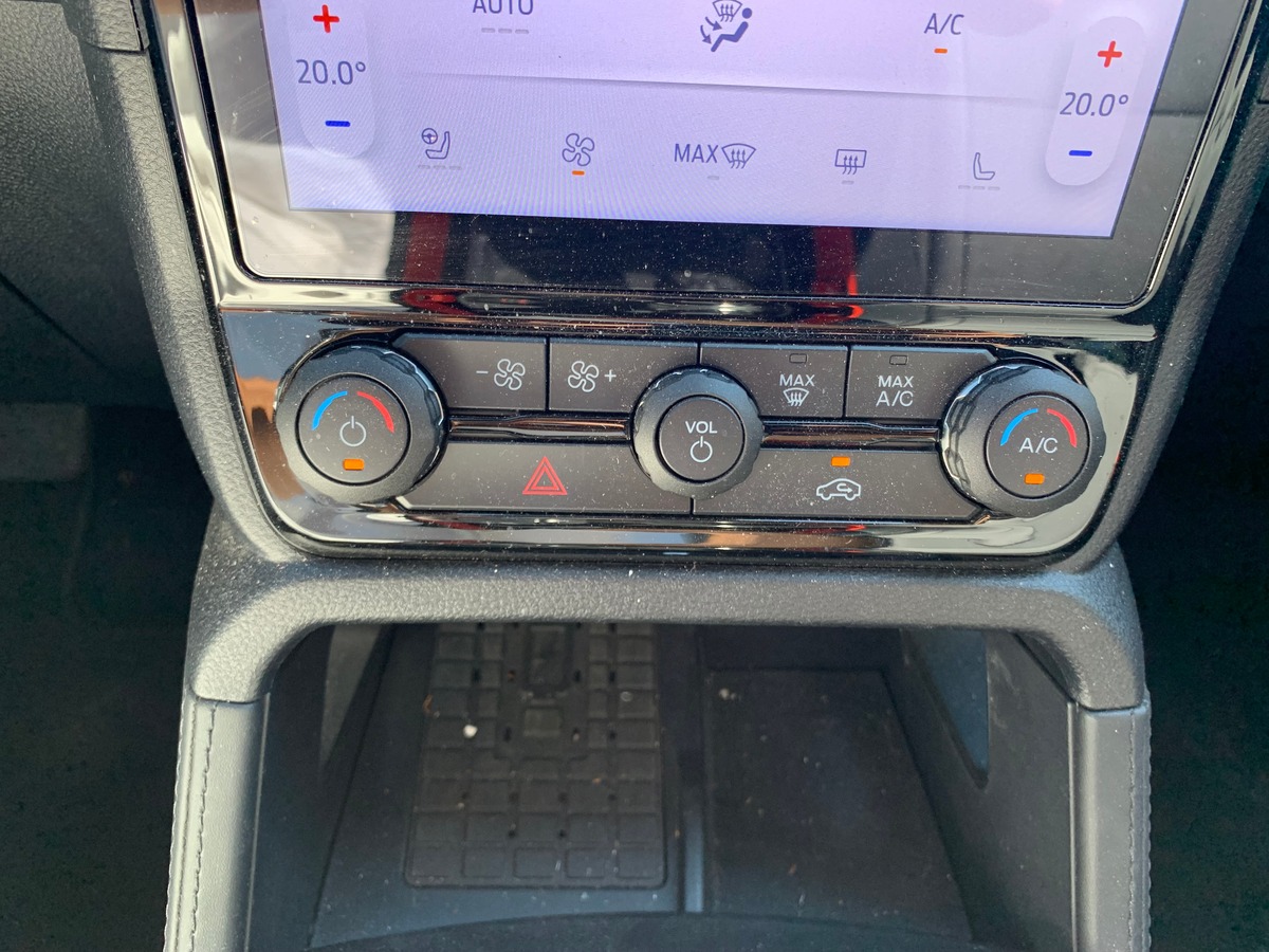 Ford Raptor 292 | V6 | Caméra recul | Apple car play Andoid auto | Attelage | Régulateur adaptatif