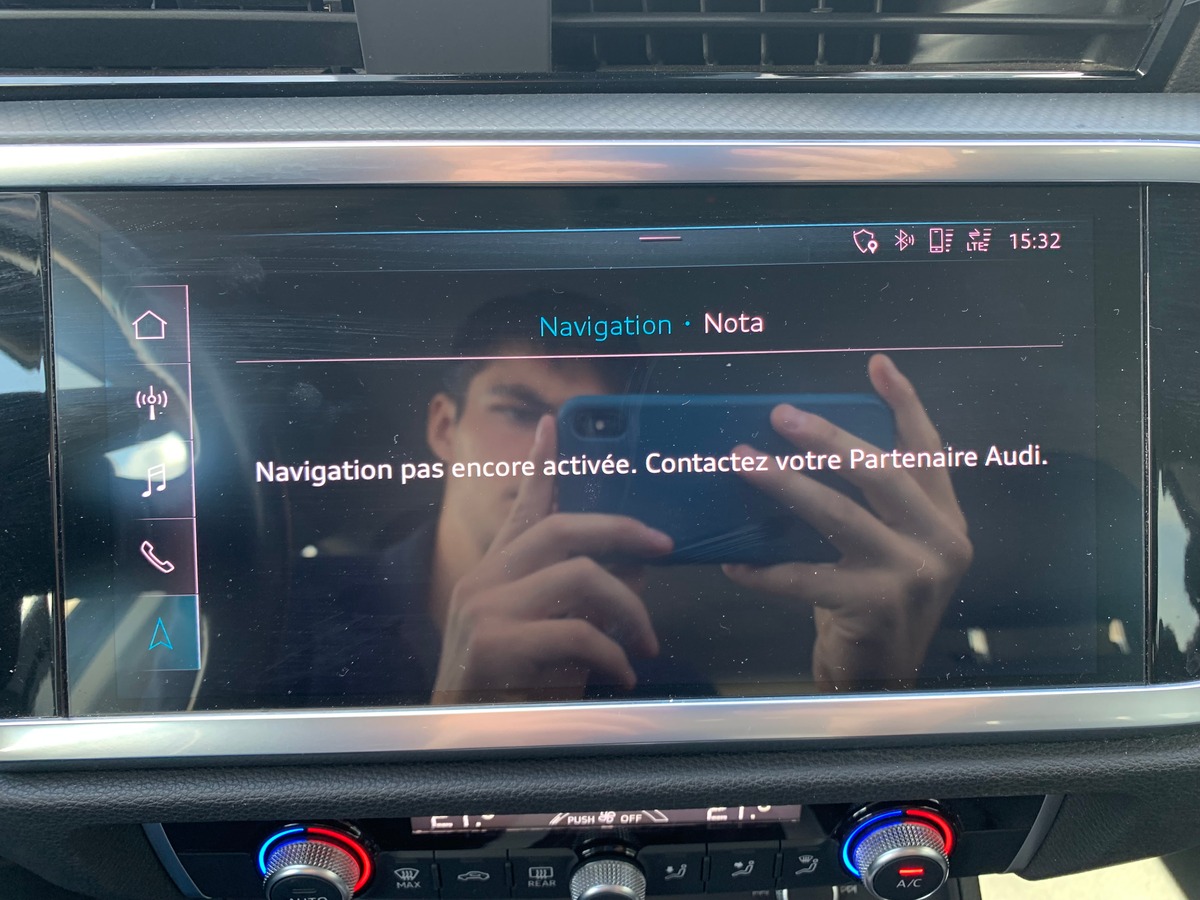 Audi Q3 Sportback 150 | Premiére MAIN | Design | Apple car play | Attelage amovible | Entretien AUDI