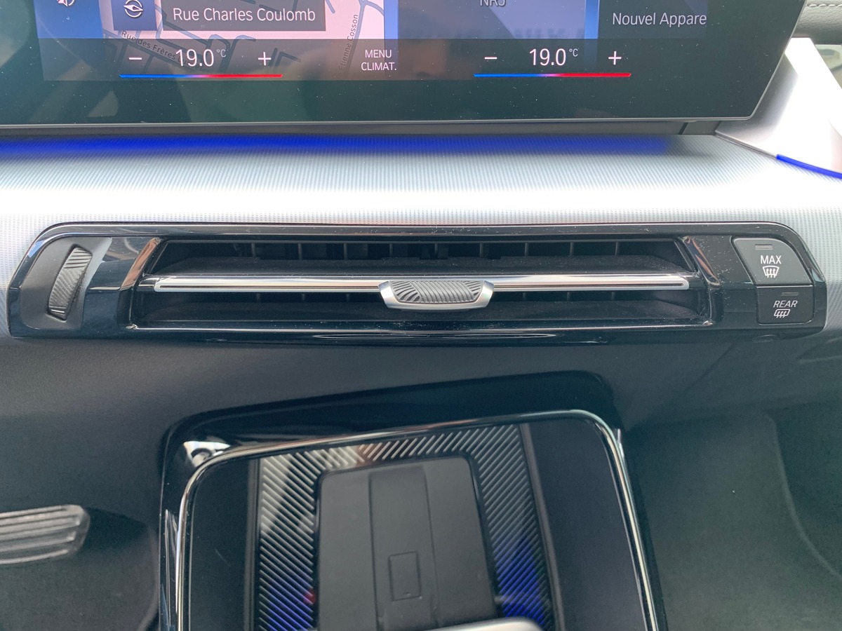 Bmw X1 150 ch | X-Line | Pack Premium | Premiére MAIN | Apple car Play | Garantie BMW jusqu'en 2028