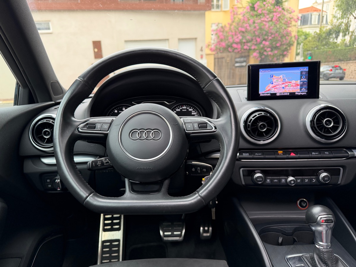 Audi A3 1.8 TFSI 180 CV / S-Tronic7  /Toit Ouvrant / Jantes S Line / Interieur Cuir Alcantara/GPS