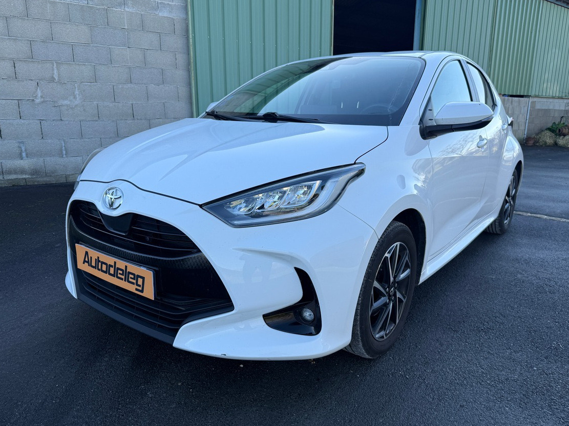 Toyota Yaris 70 VVT-I DESIGN