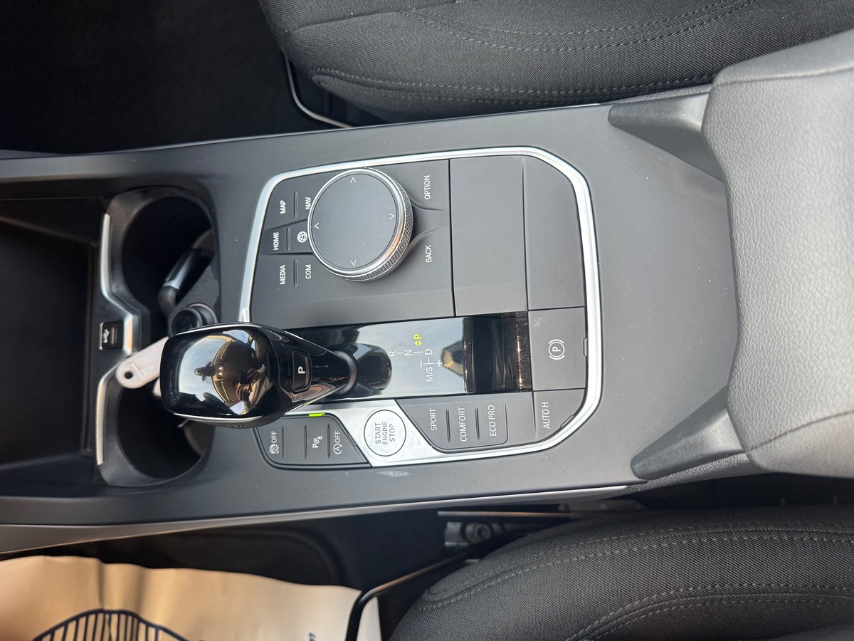 Bmw Série 1 116 i BUSINESS DGK7 1ERE MAIN / TVA RECUPERABLE