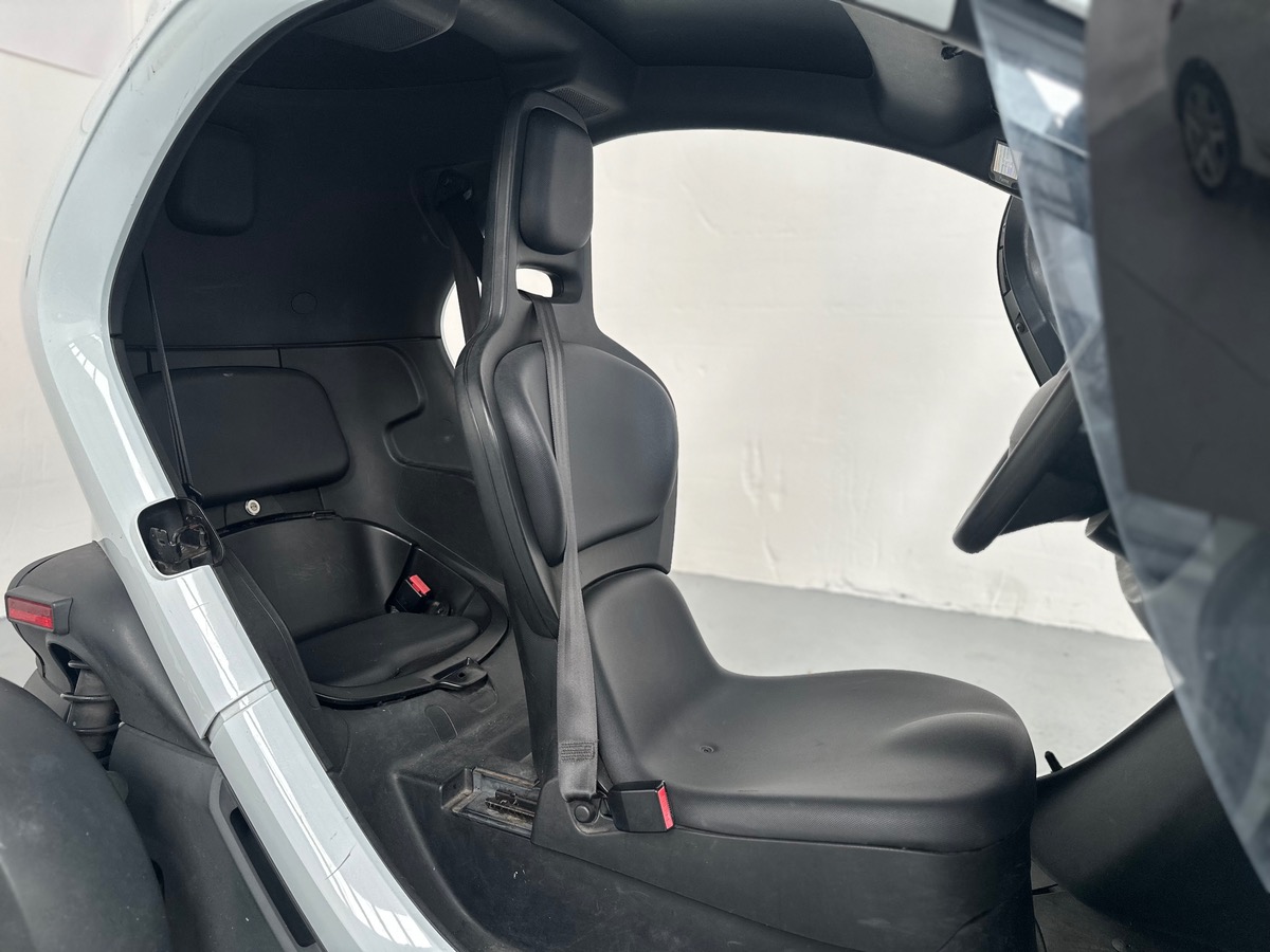 RENAULT Twizy 45 sans permis