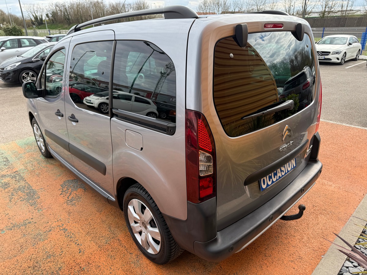 Citroën Berlingo MULTISPACE 1.6 BLUEHDI 100CH XTR 2017 1° MAIN
