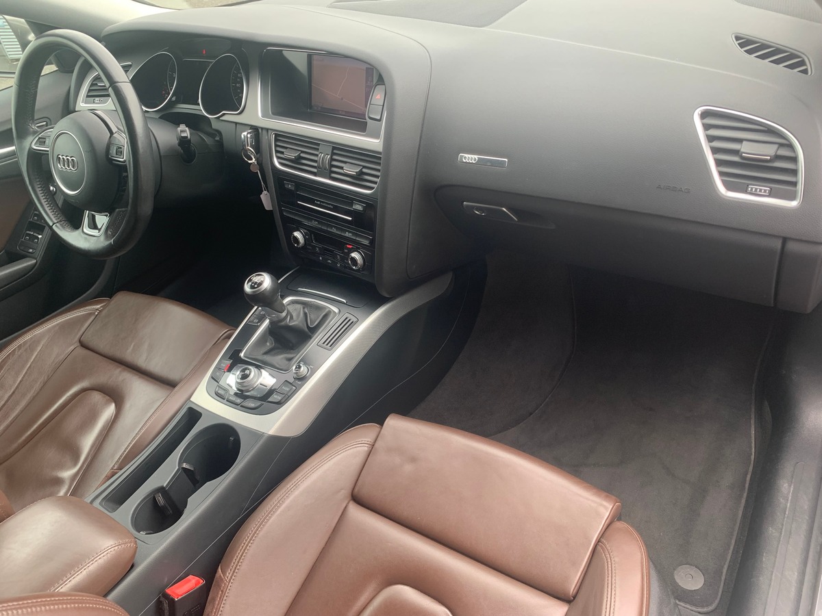 Audi A5 Sportback 210 ch | Ambition luxe | GPS | Cuir | Sièges électriques | Bluetooth | Régulateur