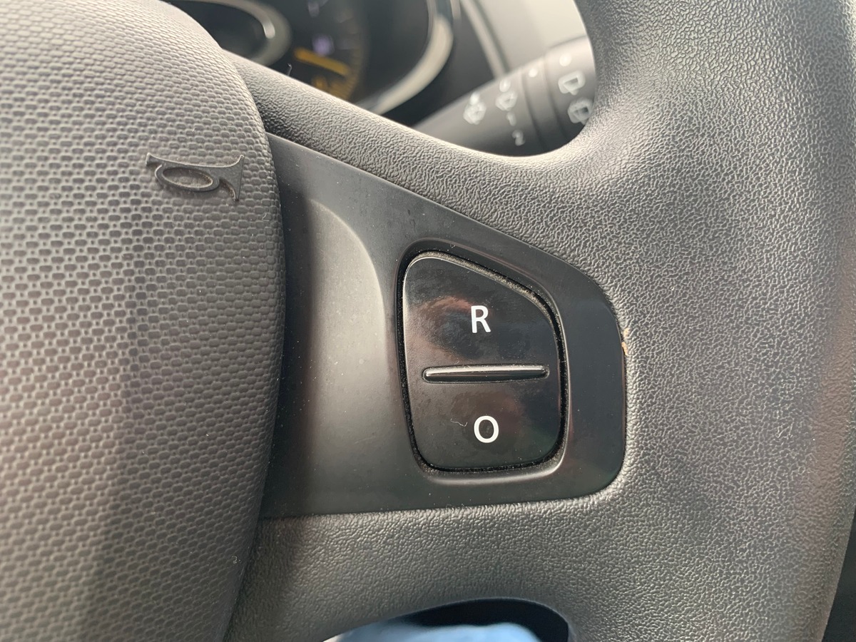 RENAULT Clio IV 75 ch | Régulateur de vitesse | Bluetooth | Kit de distribution changé chez RENAULT