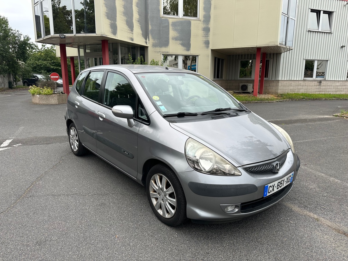 Honda Jazz 1.4 i-DSI 83 graphite en 4X