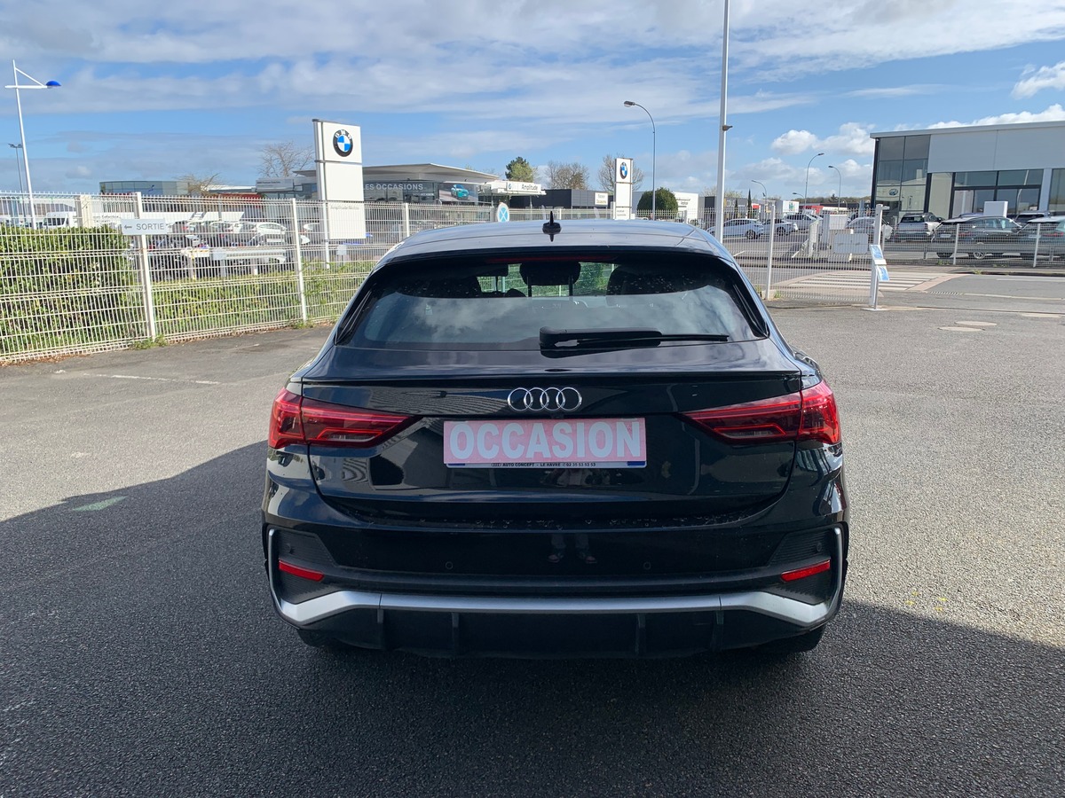 Audi Q3 Sportback 150 ch | S-Line | Caméra de recul | Apple car Play | Coffre assisté électriquement