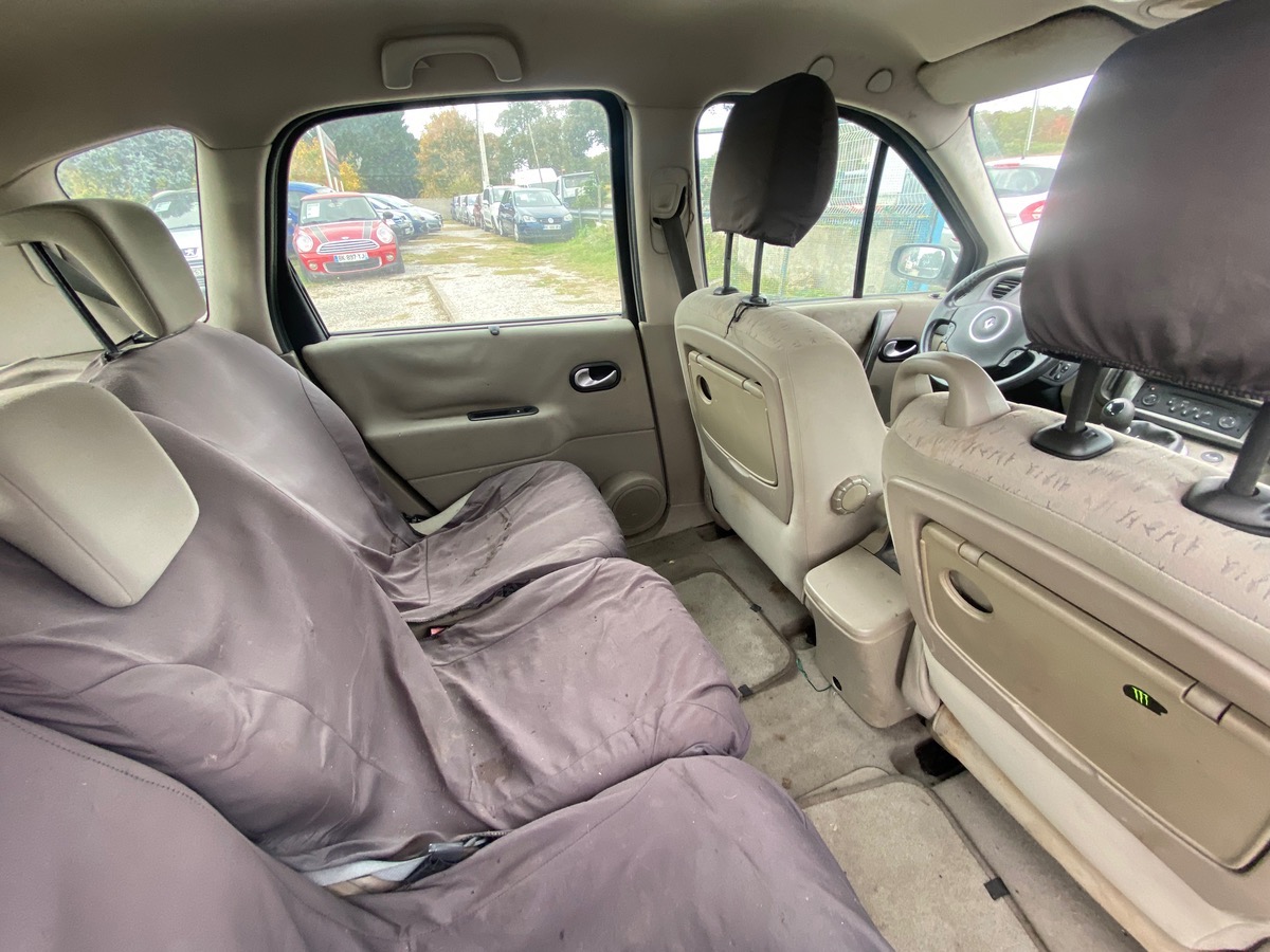 RENAULT Scenic II 1.9 dci 120cv petit prix controle technique ok