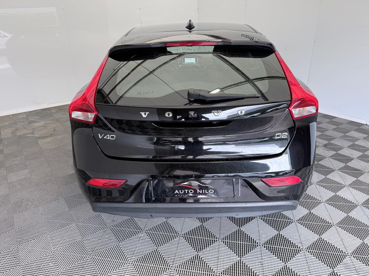 Volvo V40 2.0 D  120  Momentum