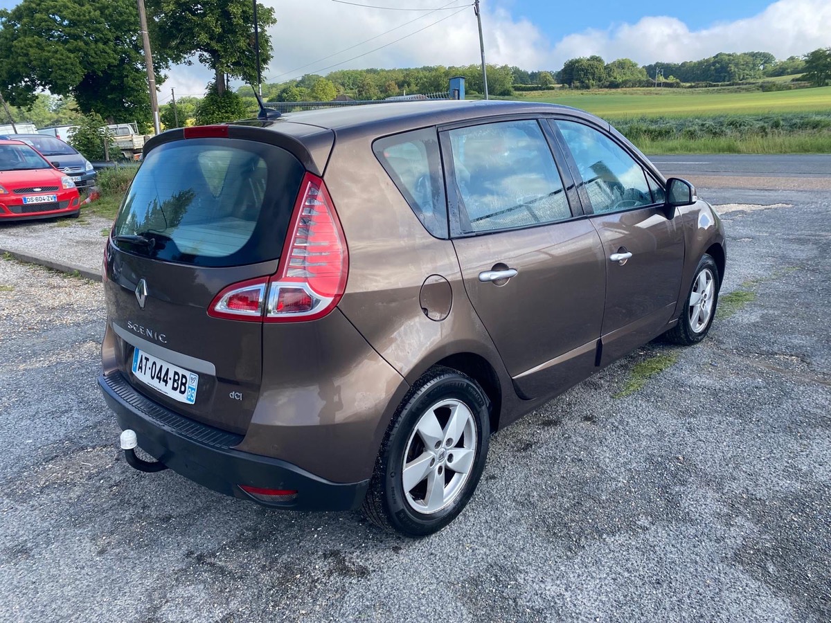 RENAULT Scenic III 1.9 dci 130cv petit prix bon état 