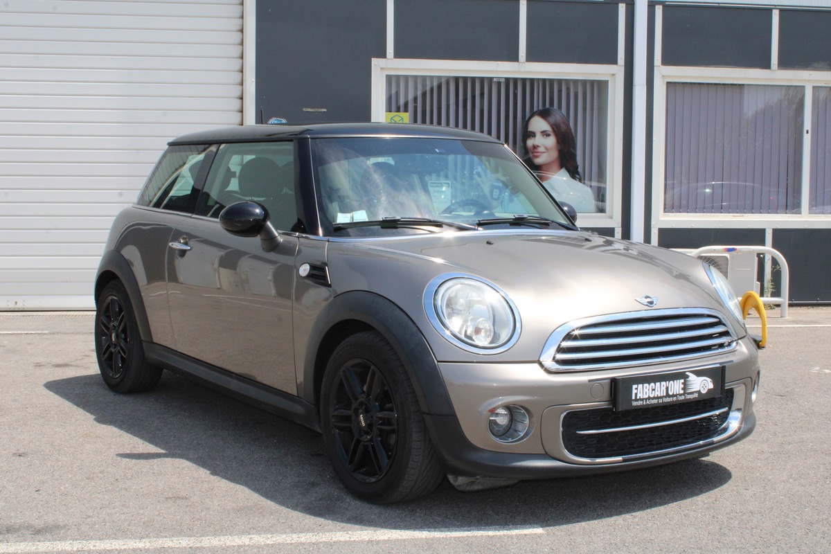 Mini Cooper D - 1.6D -  112cv - Garantie 12 Mois