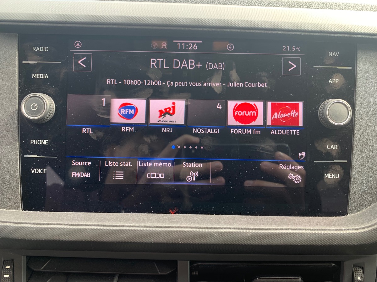 Volkswagen T-Cross 95 ch | Base | Attelage | Pack Stationnement arriére avant | Climatisation