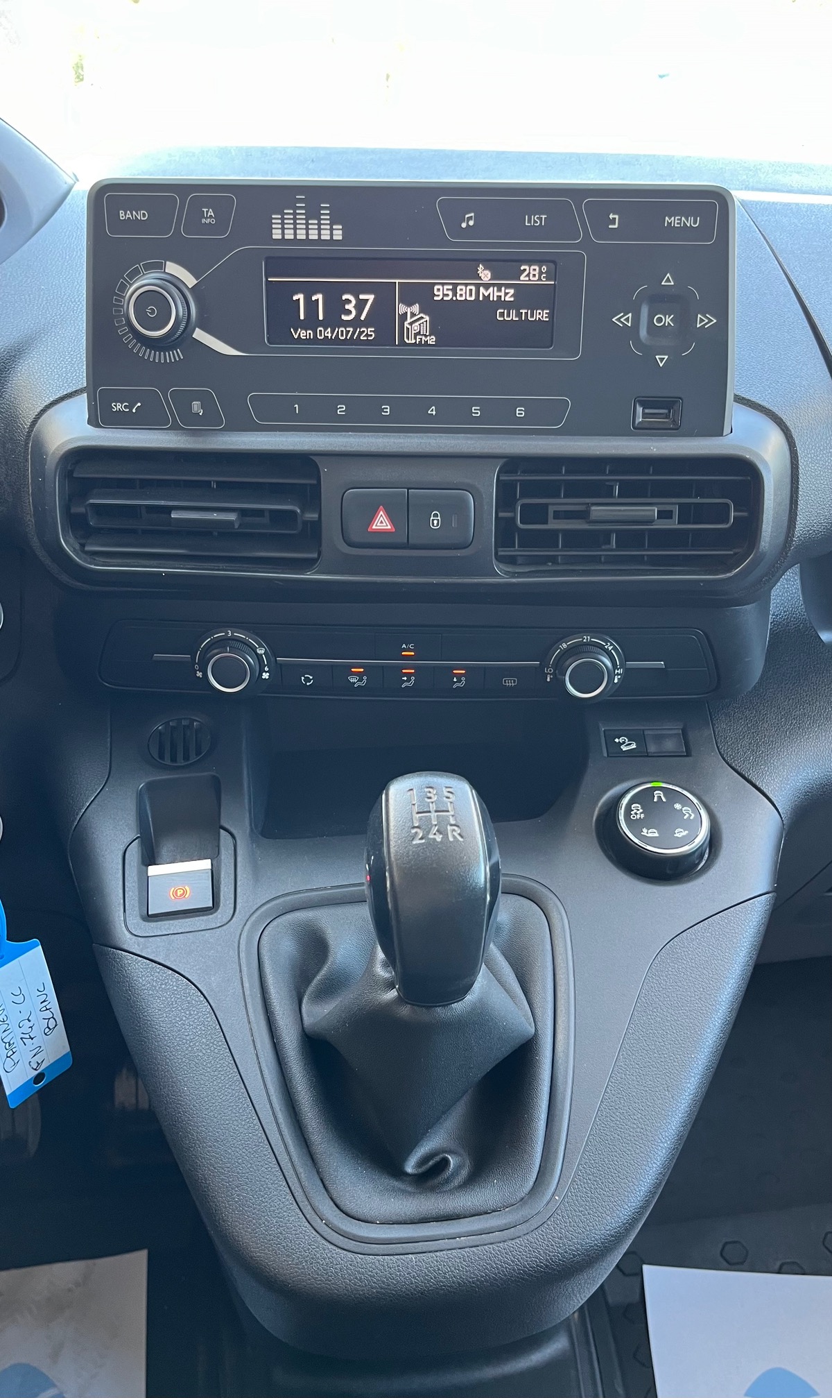 Peugeot Partner 1.5 HDI 76 CV / 1ERE MAIN / TVA RECUPERABLE
