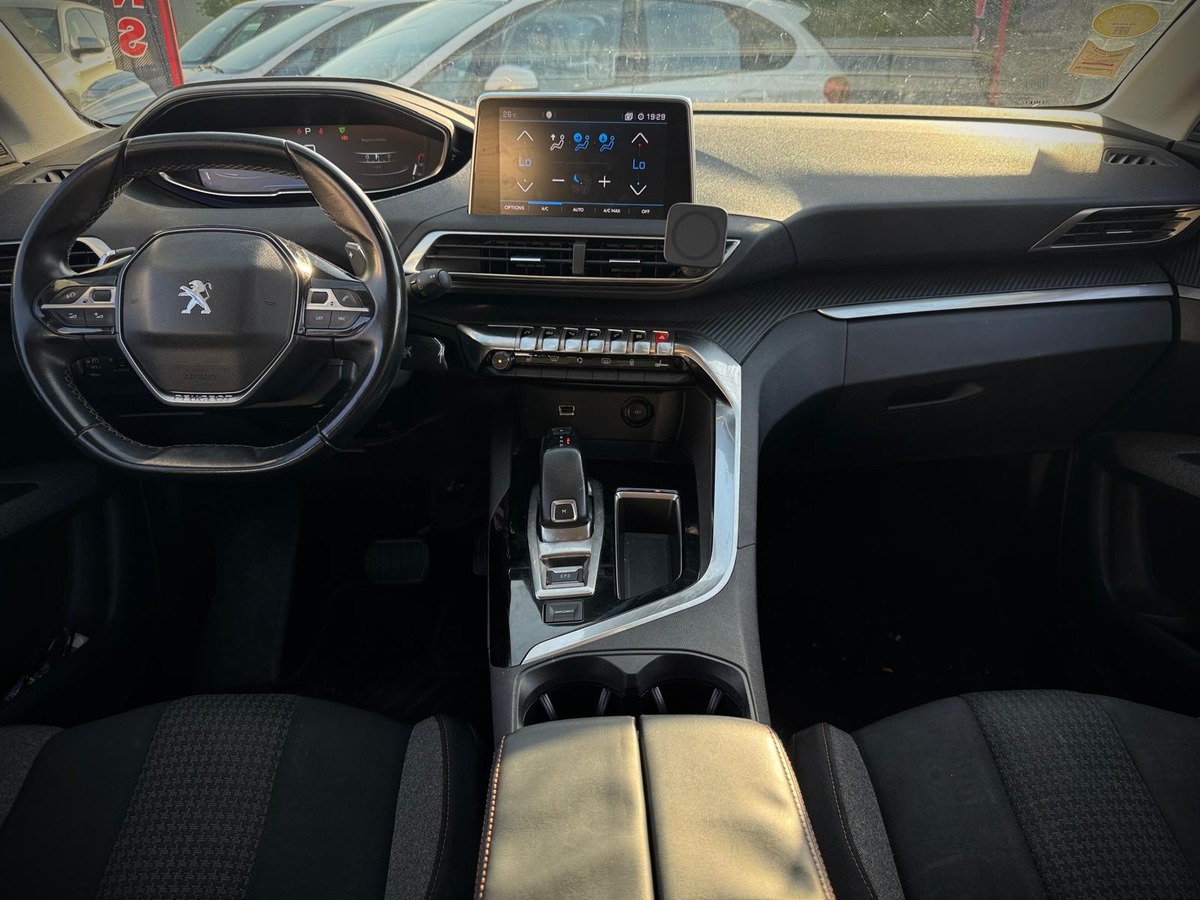 Peugeot 3008 1.5 BLUEHDI 130 Active business BVA