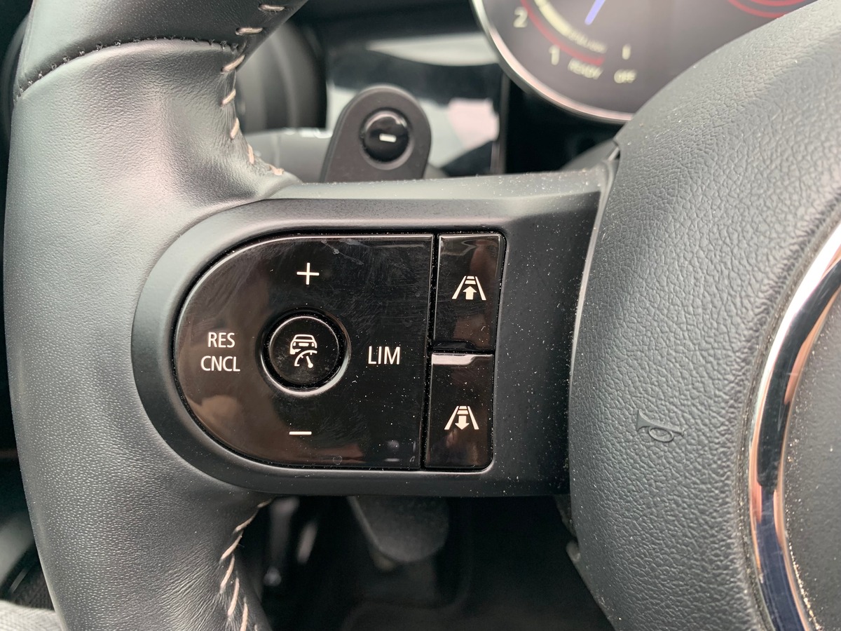 Mini Cooper JCW 231 CHEVAUX | Dernier entretien MINI le 05/05/2025 à 25305 kilomètres