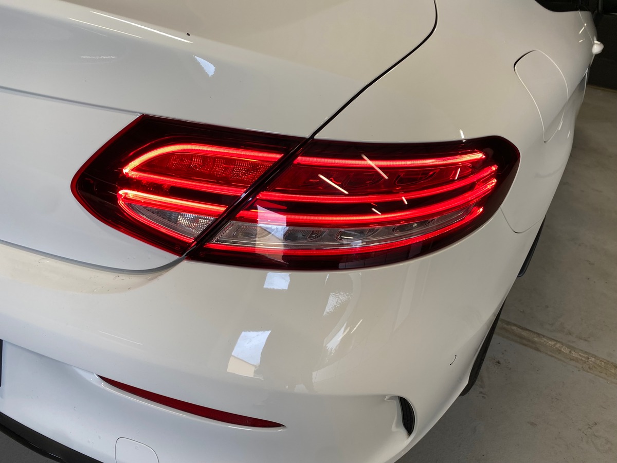 Mercedes Benz Classe C 220 cdi AMG Line / Toit Panoramique Ouvrant / Cock Pit / Led d Ambiance