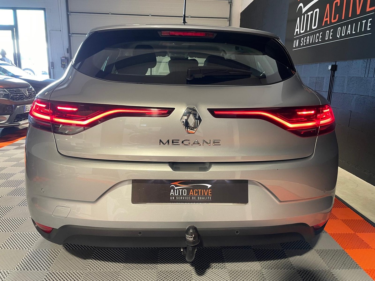RENAULT Megane IV BUSINESS BLUE DCI 115CV EDC