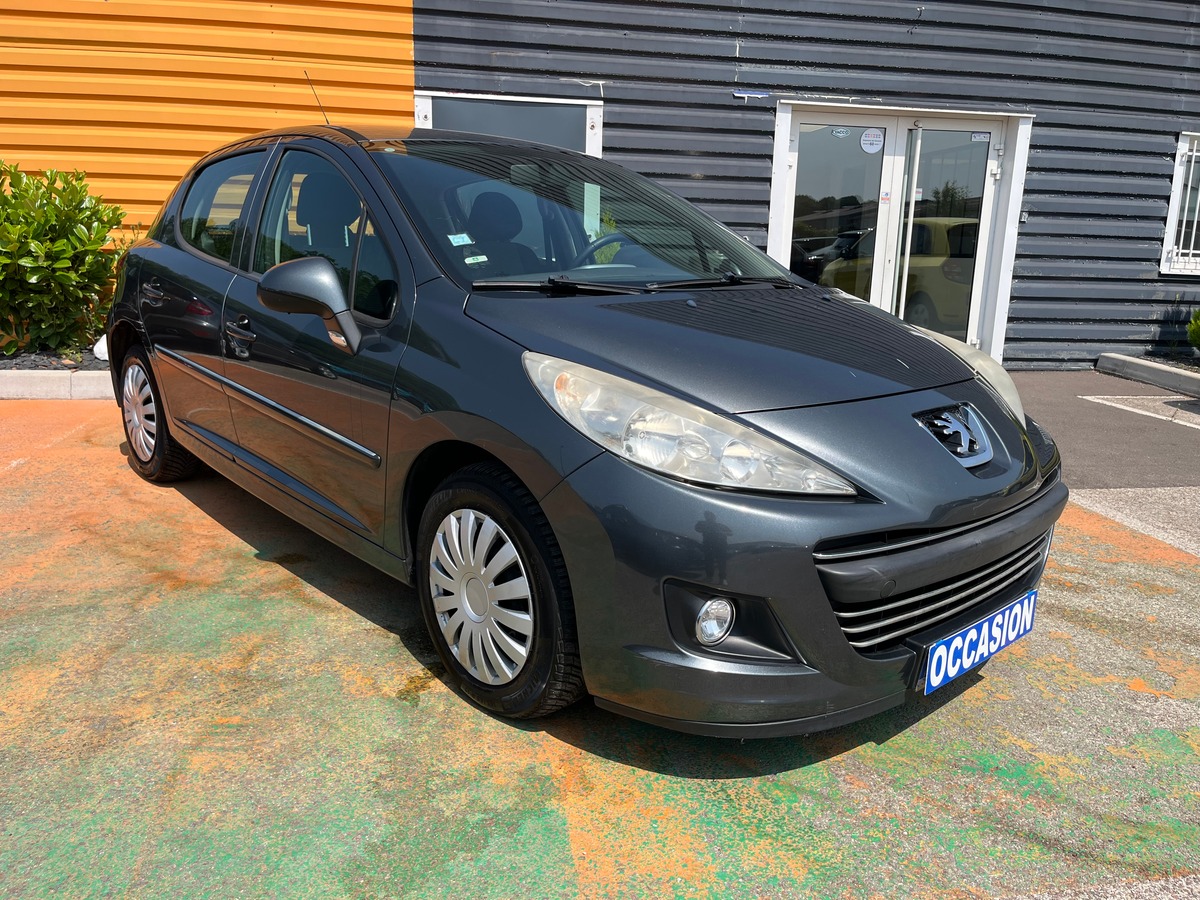 Peugeot 207 1.6 HDI 90 CH ACTIVE