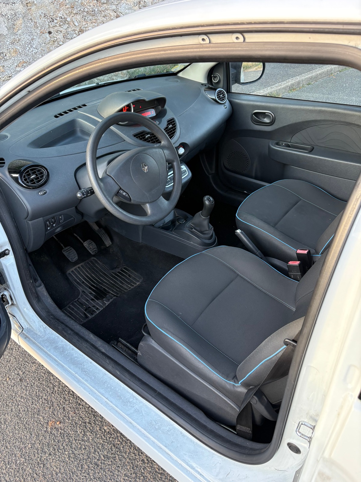 RENAULT Twingo SOCIETE AIR EURO 5 1.5 DCi 75