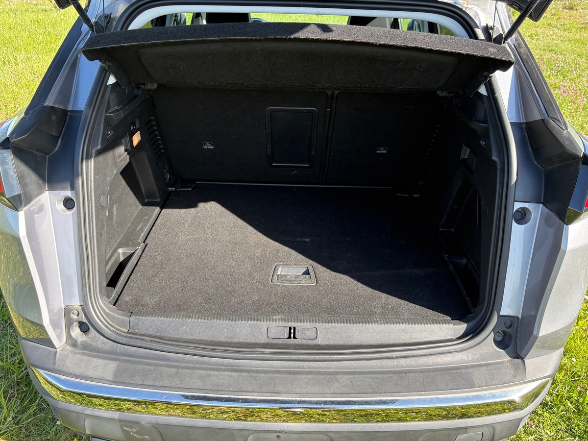 Peugeot 3008 1.5 bhdi - 130CV - ALLURE