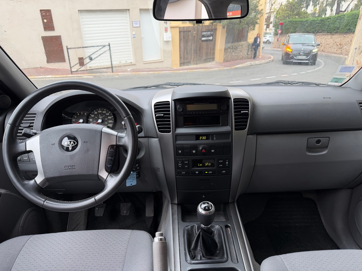 Kia Sorento 2.5 CRDI 140 CV / 4WD / 1er Main / Km Réel / Clim / Moteur à Chaine