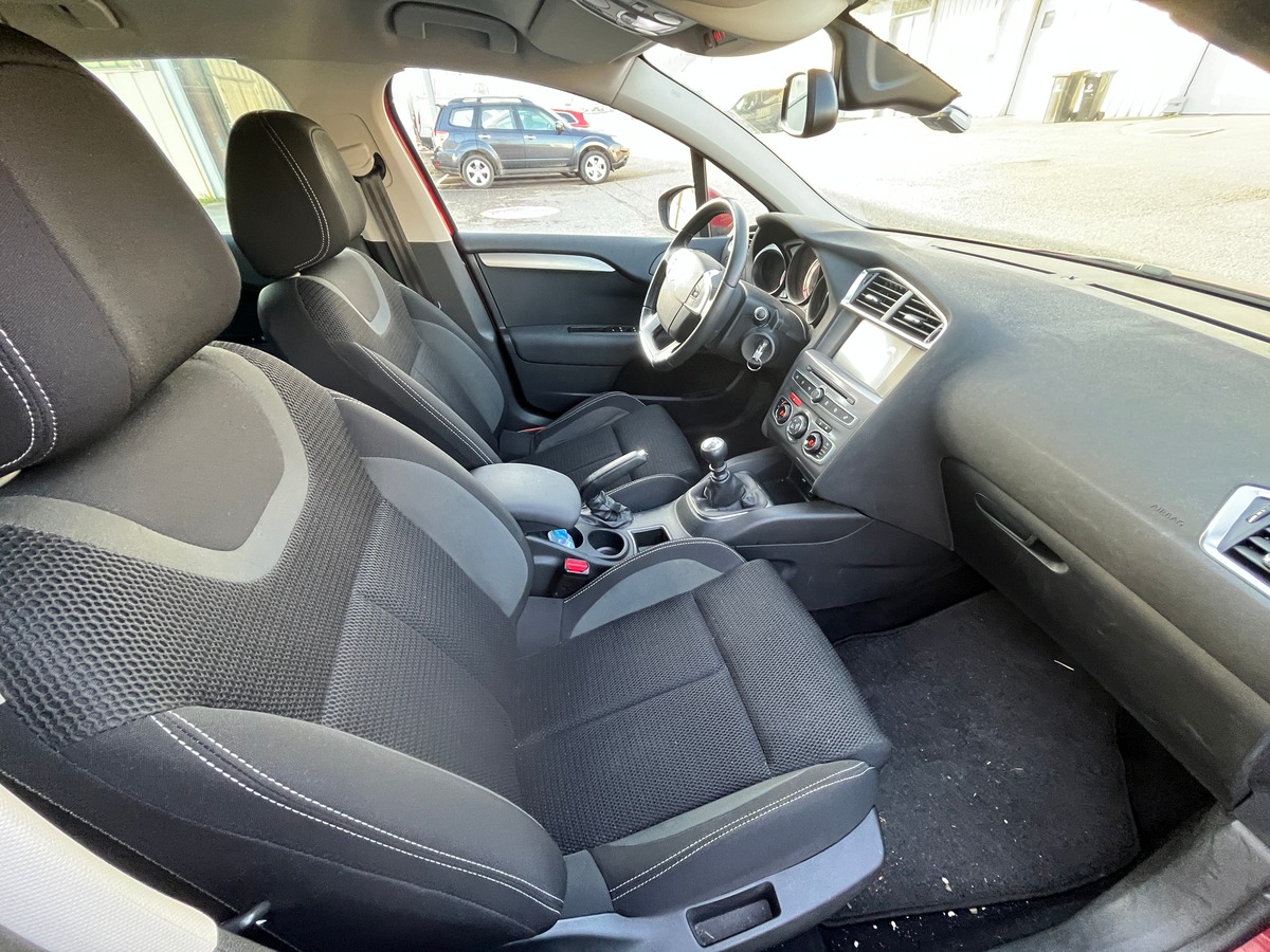 Citroën C4 1,6 120ch MILLENIUM, SUIVI COMPLET, RADAR AVANT/ARRIERE, GPS, CARPLAY, REGULATEUR
