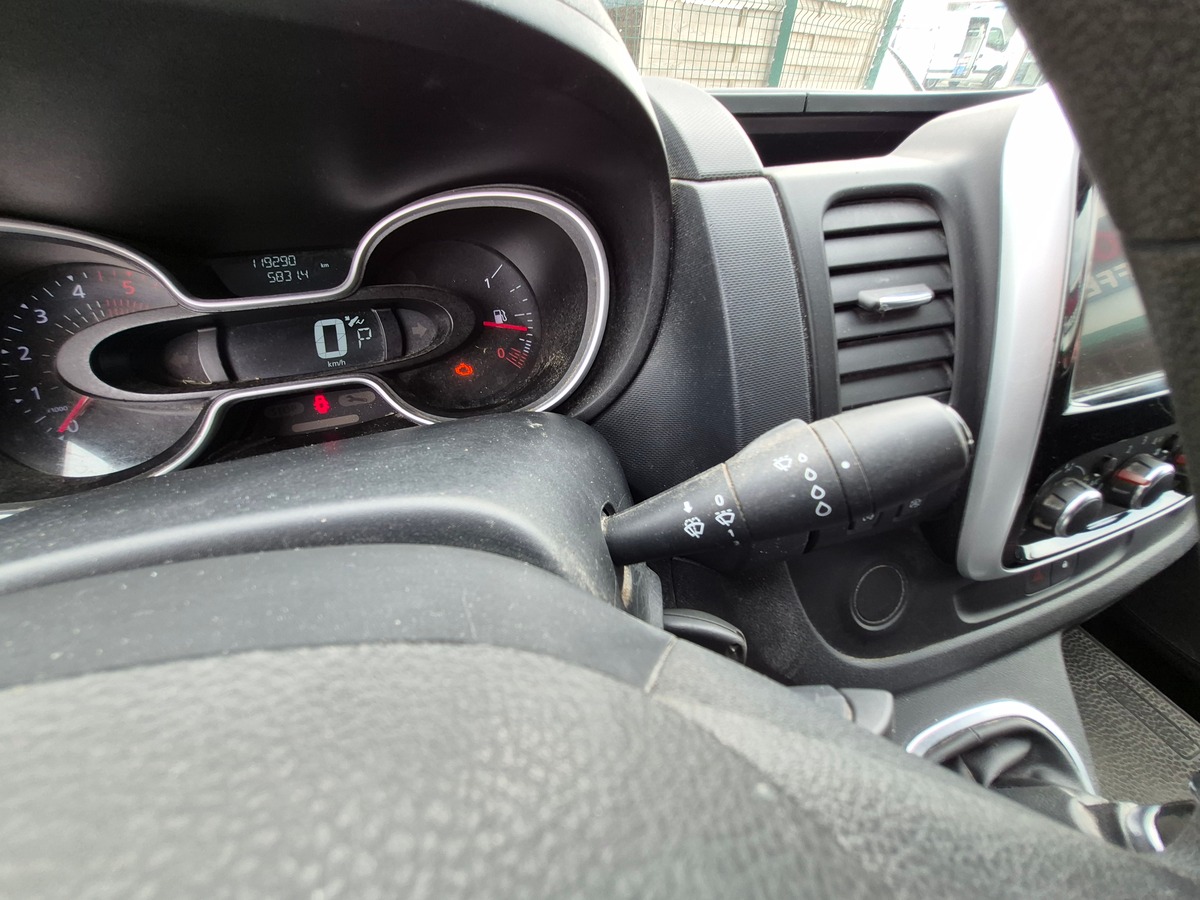 RENAULT Trafic DCI 170 BVA GRAND CONFORT L2H1