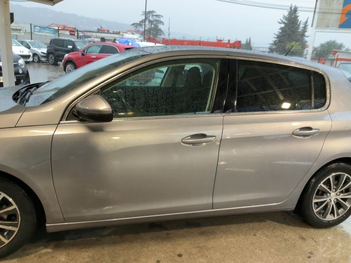 Peugeot 308 1.2 thp finition allure 110