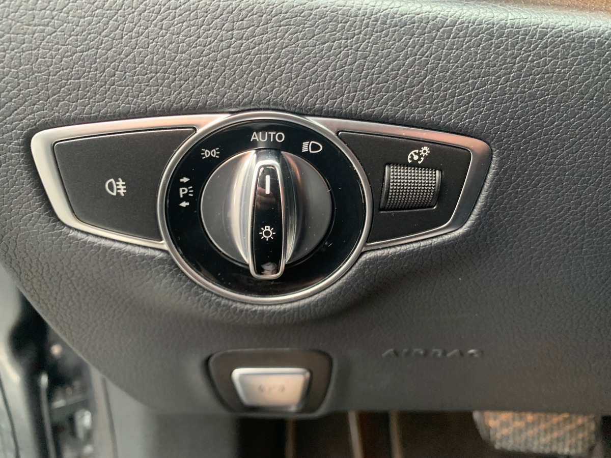 Mercedes-Benz Classe E Coupé 245 ch | 300 | EXCECUTIVE | Caméra 360° | Siéges chauffant, électrique