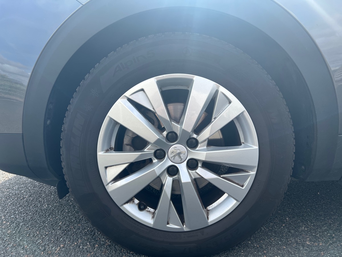 Peugeot 3008 130 ch | ACTIVE BUSINESS | EAT8 | Garantie jusqu'au 16/05/2026 | Caméra de recul