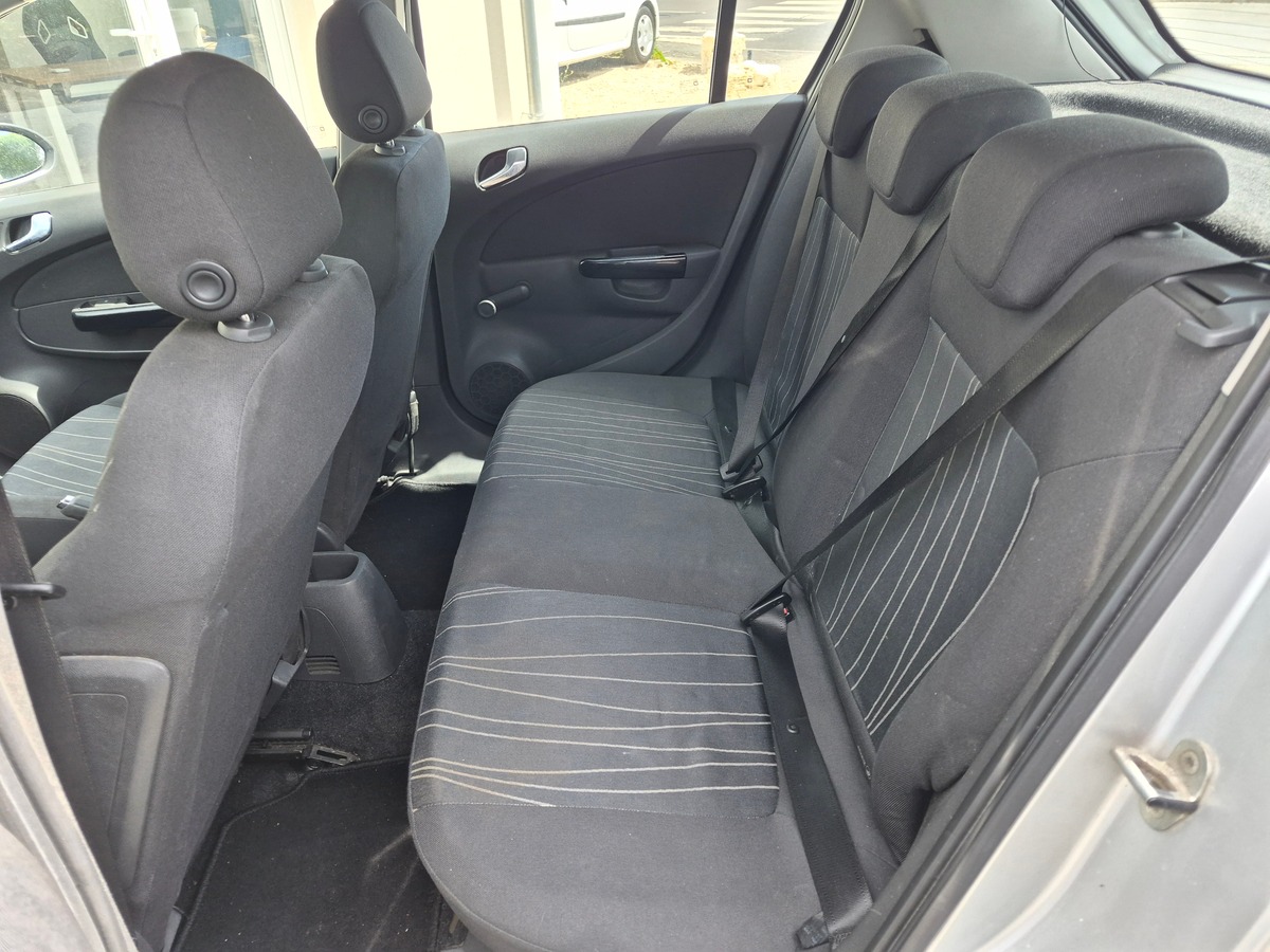 Opel Corsa 1.3 cdti 75 ch Enjoy