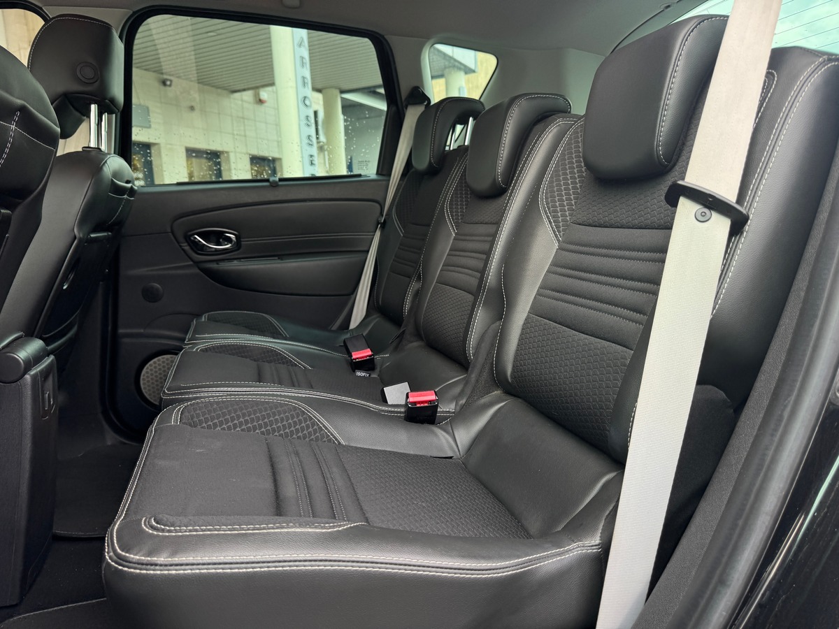 RENAULT Scenic 3 BOSE EDITION EDC6 Phase 2 1.5 dCi 110 cv Boîte auto