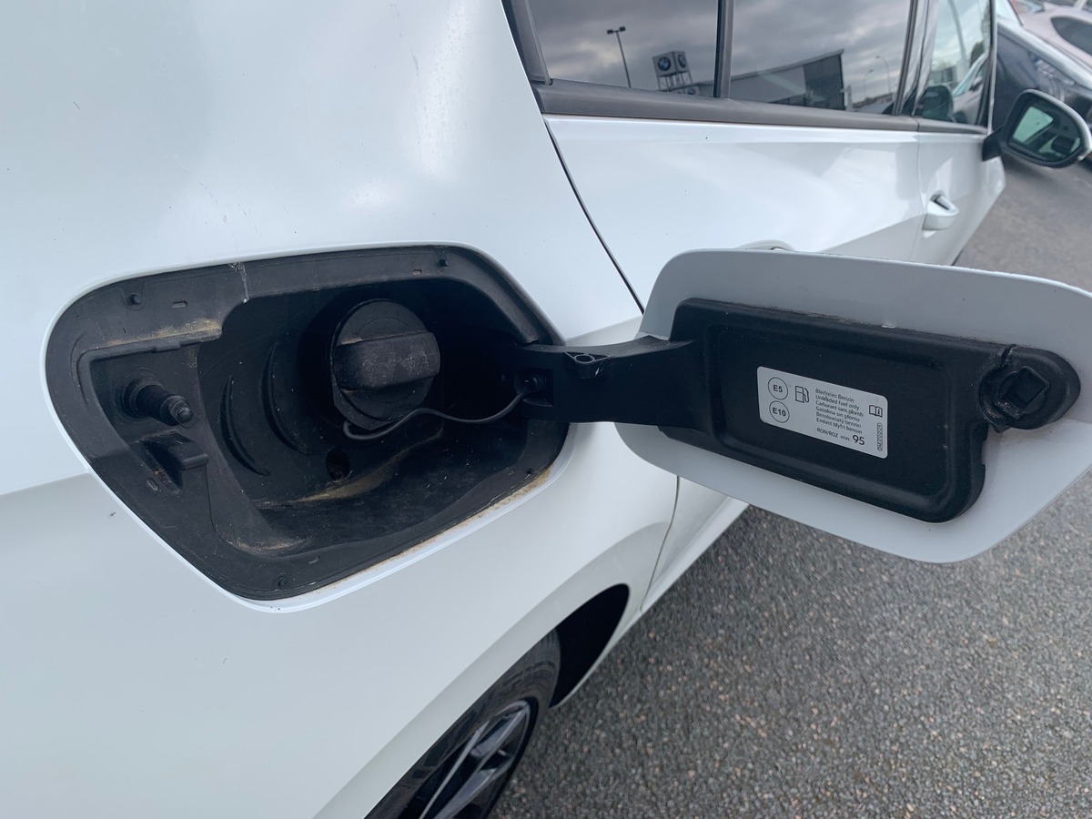 Volkswagen GOLF 8 130 ch | Stage 1 Ethanol | Apple car Play | Radar avant arriére | Siéges chauffant