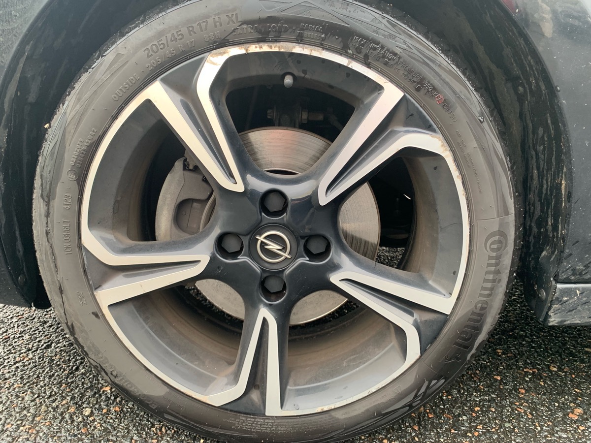 Opel Corsa 100 ch | Elegance business | Caméra recul | Contrôle des angles morts | GPS | Phares LED