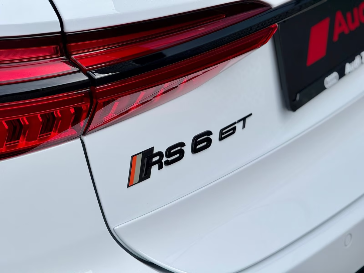 Audi RS6 Avant V 4.0 V8 TFSI 630ch GT quattro tiptronic