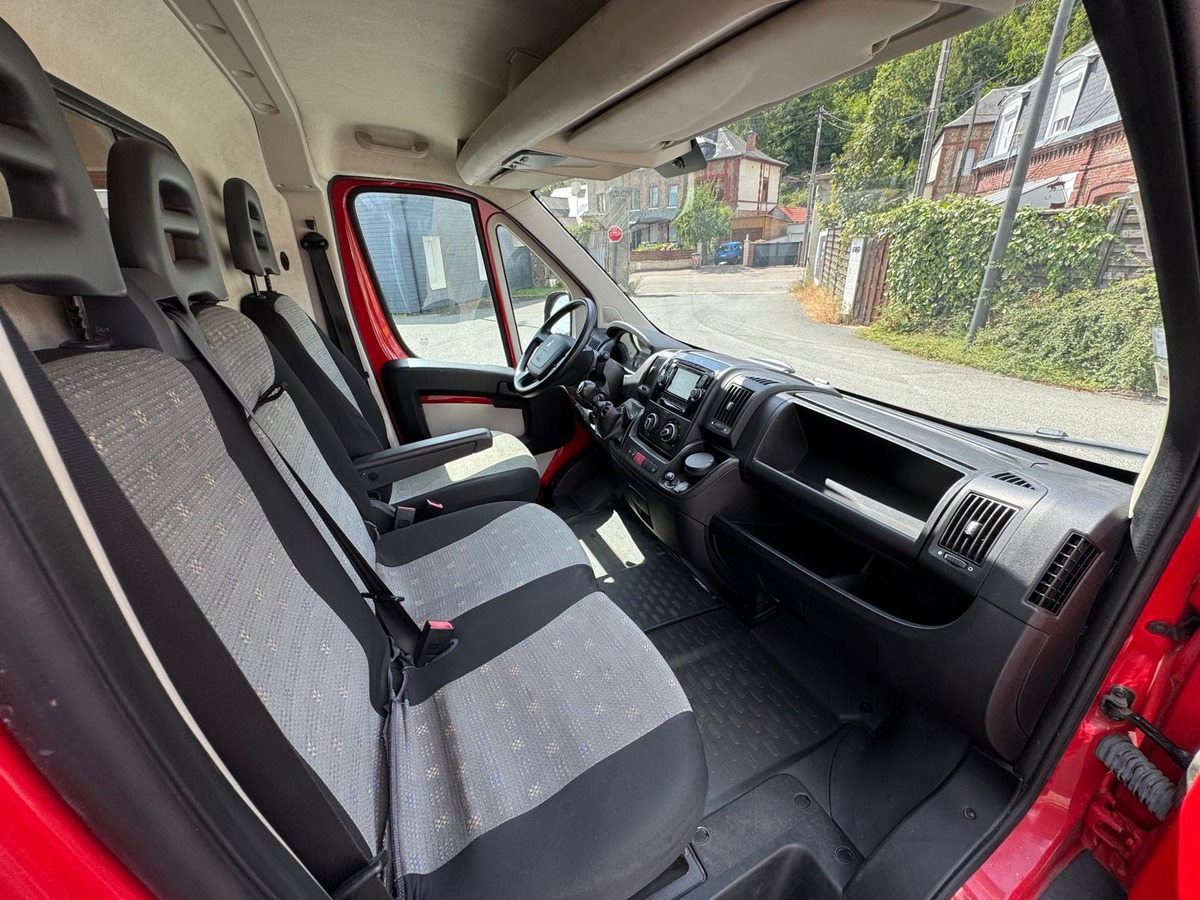 Peugeot Boxer II 3.0 HDI 180cv pack clim L3H2 vitré - Deuxième main - Boite manuelle