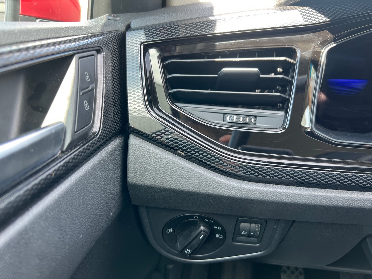 Volkswagen Polo 95cv TSI  LIFE, SUIVI COMPLET, I-COCKPIT, CAMERA DE RECUL