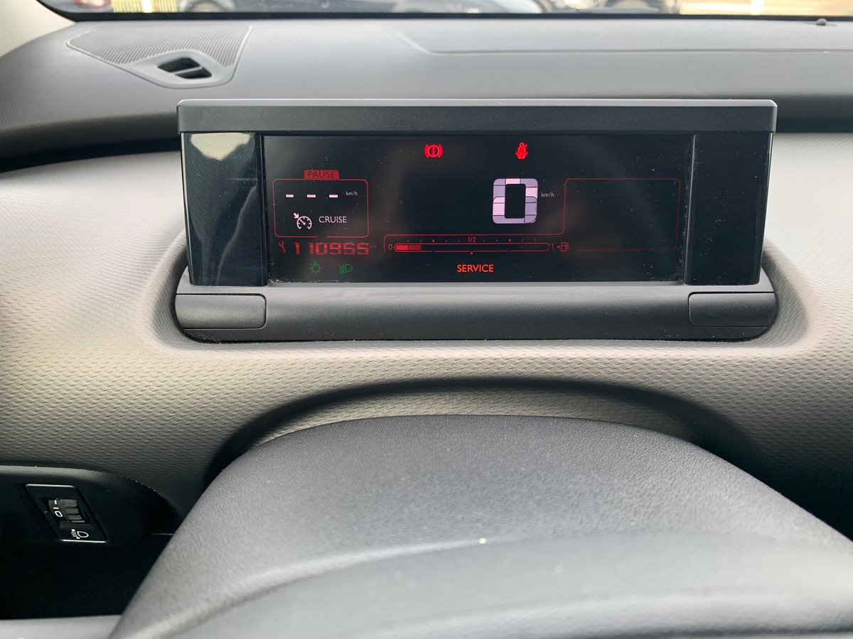 Citroën C4 Cactus 82 ch | Vti | Jantes alliage 16" SQUARE grises | Pack NAVIGATION | Radar de recul