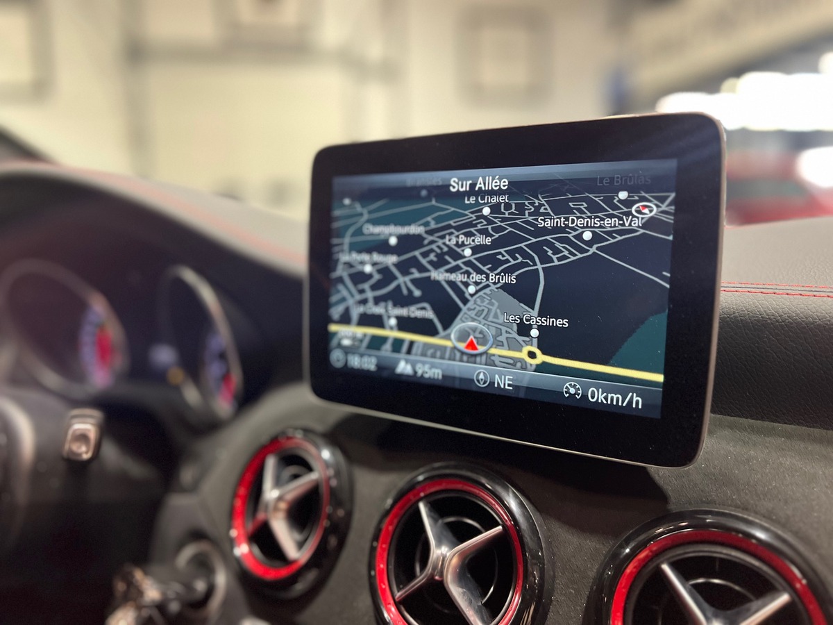 Mercedes-Benz CLA SHOOTING BRAKE (2) 250 4MATIC 218 CH 7G-DCT FASCINATION AMG /TOIT PANO/