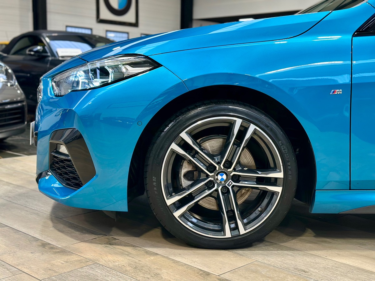 Bmw Série 2 (F44) Gran Coupé 218d 150 M Sport 1ère Main FR TO
