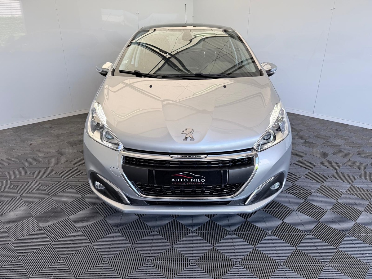 Peugeot 208 1.6 Bluehdi 100 Feline