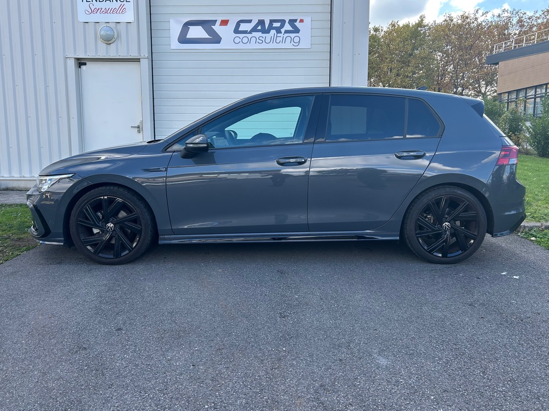 Volkswagen Golf 8 R line 1.5 eTSI 150 DSG7