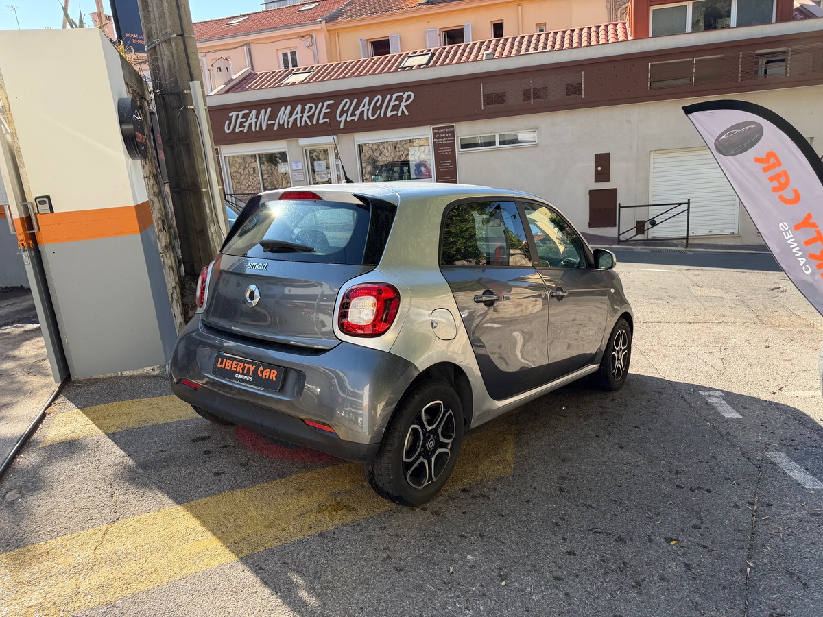 Smart Forfour 90CV / Prime / GPS/ 1er main / Km réel / intérieur Cuir