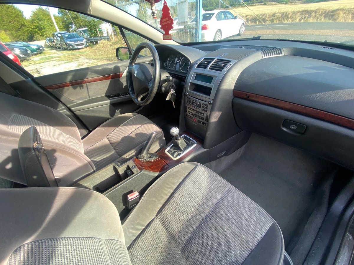 Peugeot 407 2.0 hdi 136cv confort 220000km