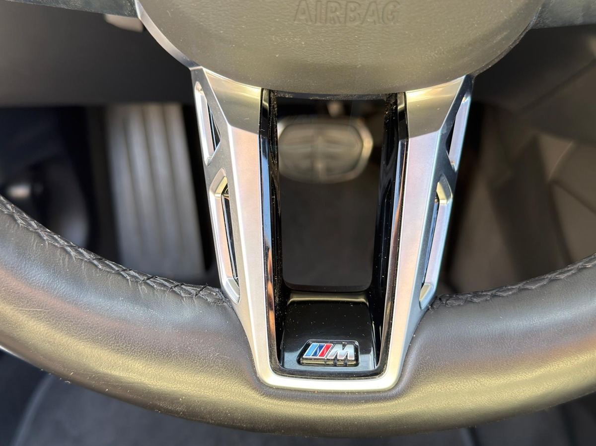 Bmw Série 1 120 iA Msport / Toit panoramique / Attelage / CarPlay / Caméra de recul