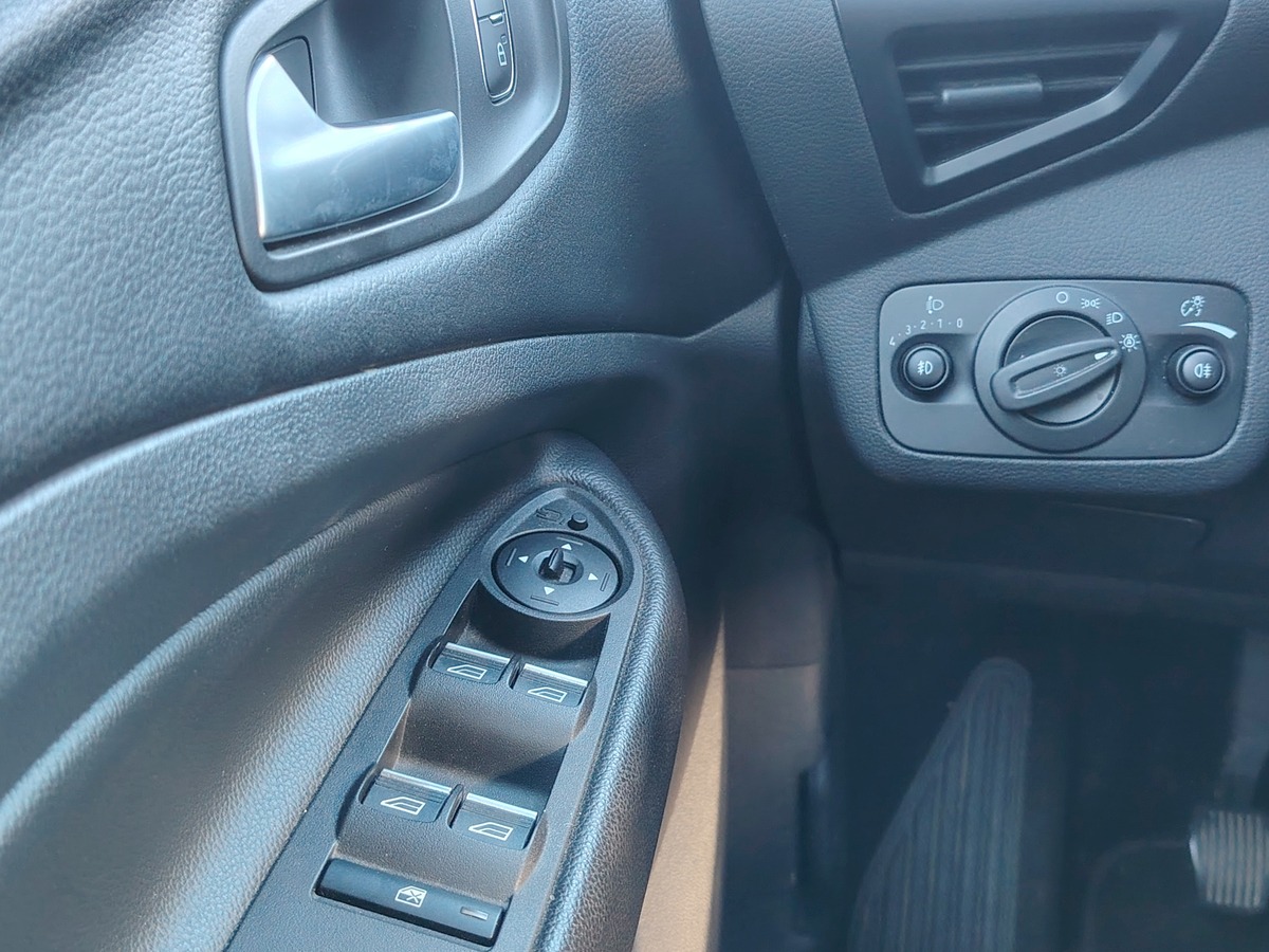 Ford Kuga ford kuga titanium flexifuel 1.5L S&S