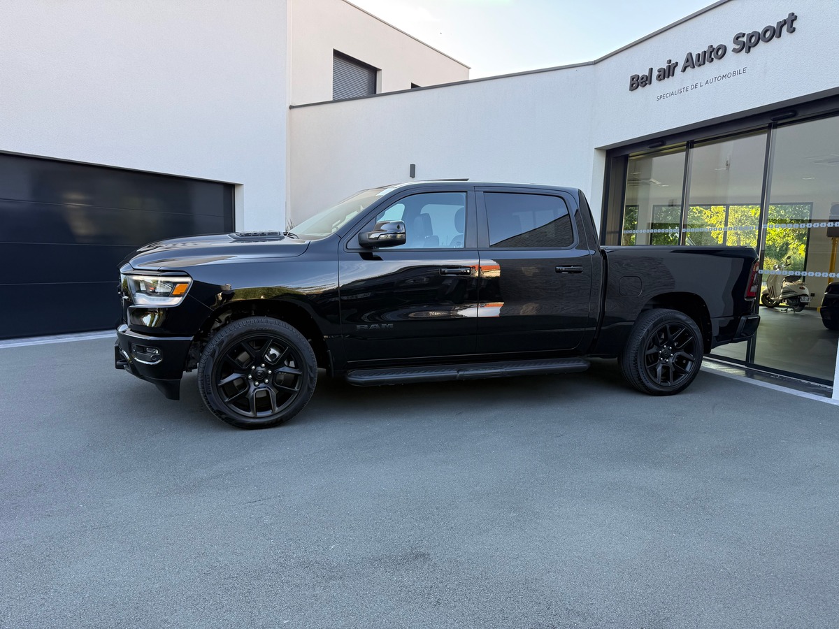 Dodge RAM 1500 LARAMIE SPORT NIGHT EDITION 402 CH / TVA / CARNET / 21663 KMS