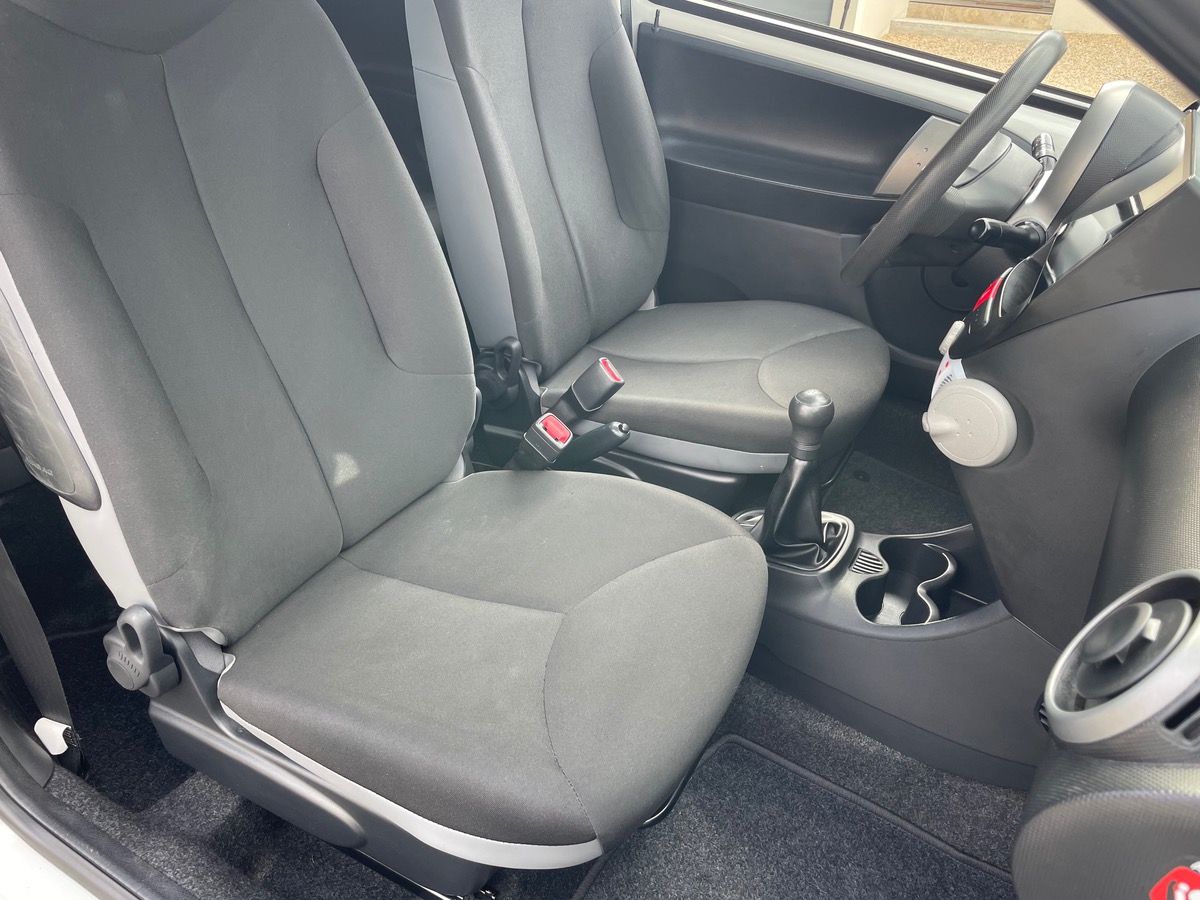 Toyota Aygo Active 3 portes 1.1 VVTi (68 ch)
